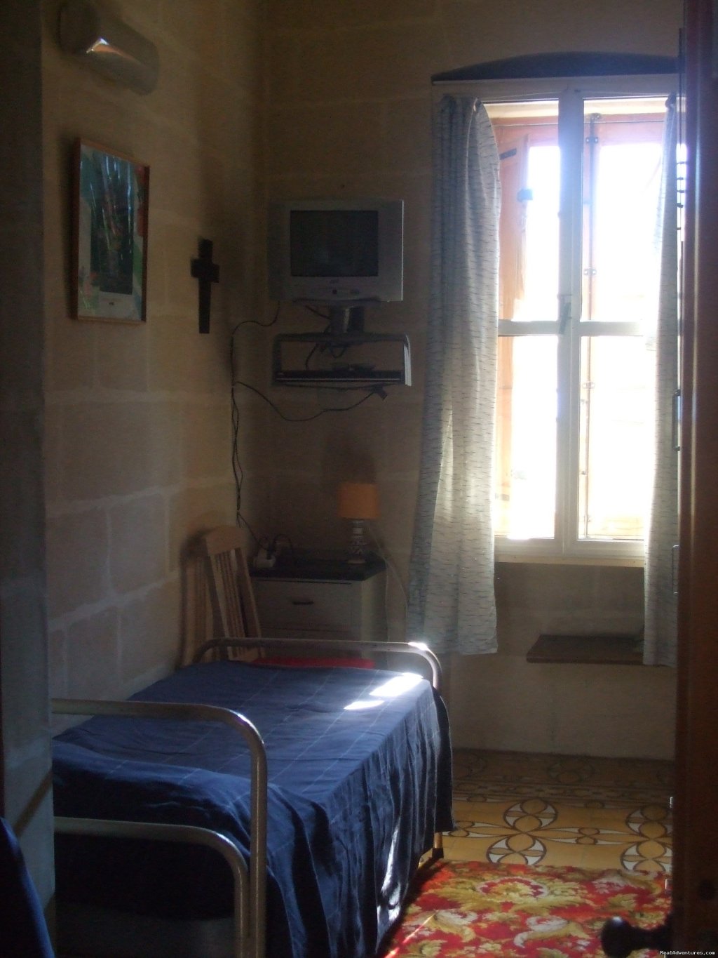 Single room.  | Budget Getaway  at Sliema Homestay Malta | Image #7/9 | 