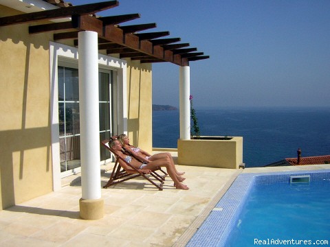 Luxury Vacation Rental Villas and Condos by Owner!: Luxurious villa in Southern France