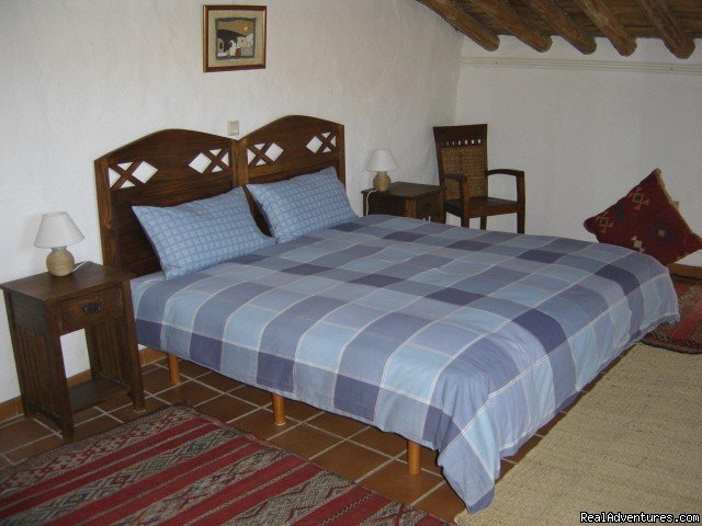 Finca Retama kingsize bedroom | Self-catering Vacation Ronda Andalucia Spain       | Image #7/9 | 