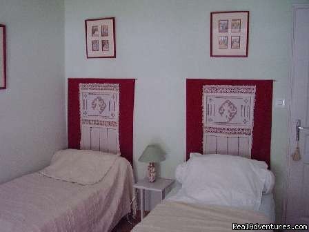 Children's bedroom | Bandb In South Vendee A Lovely Setting | Image #2/3 | 