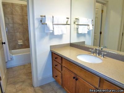 Upstairs Bathroom | Mountain Vista Home Rental in Big Canoe Resort | Image #8/15 | 