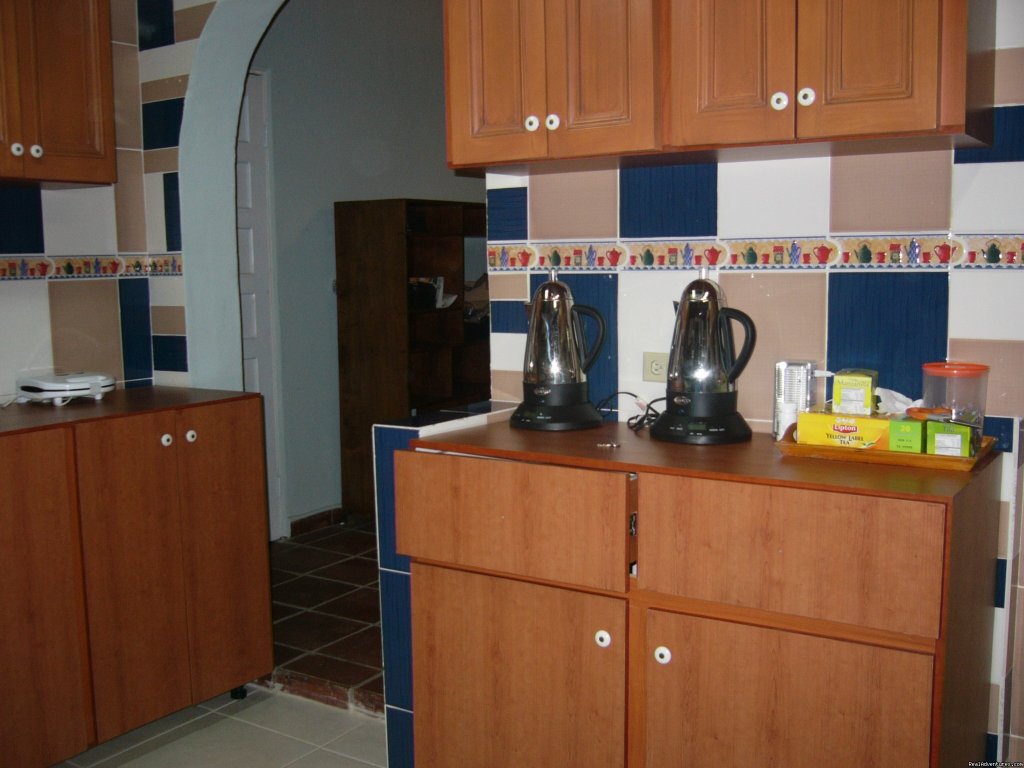 Kitchen | The Perfect Place to Stay Far from Home | Image #4/7 | 