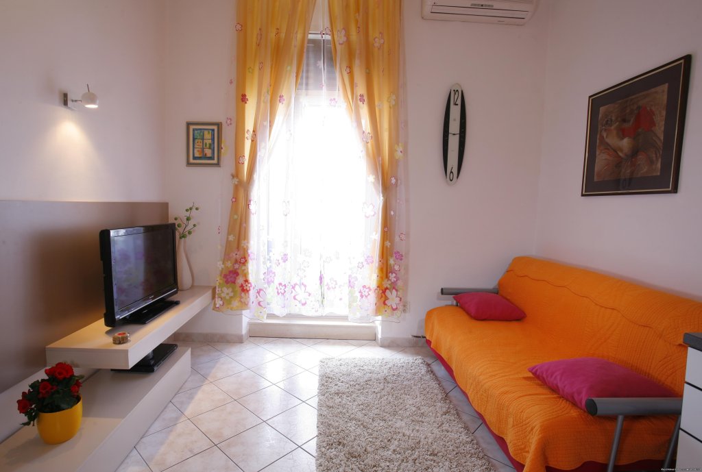 Living Room | A lovely apartment Marmont in heart of town Split | Image #3/23 | 