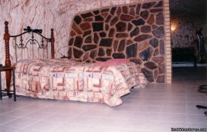 Underground Accommodation | Coober Pedy, Australia Youth Hostels | Great Vacations & Exciting Destinations