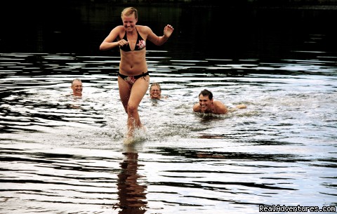Adventure and Ecotourism At Finest Amazon Lodge : Garzacocha Lake