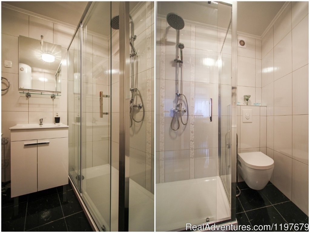 Bathroom | Sunny apartment with sea views close to the sandy | Image #15/22 | 