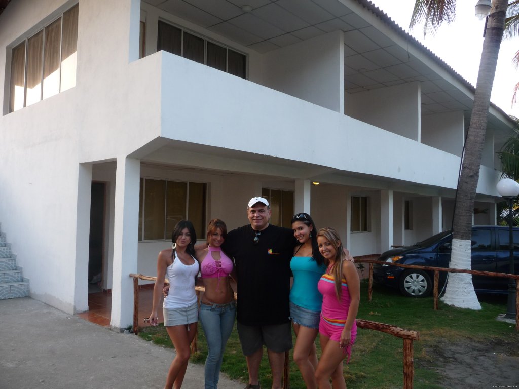 Executive Director with Guests  | Hotel Paseo Sol beach mar costa sol El Salvador | Image #11/20 | 