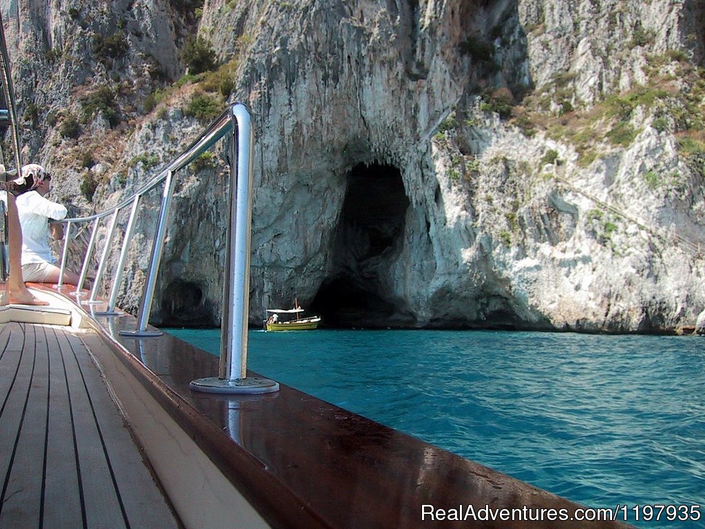 Capri Boat tour around the island | Capri  Boat Excursions | Image #2/7 | 