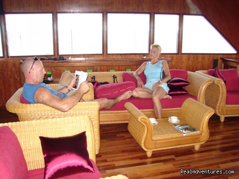Eagle Ray Liveaboard Saloon - Eagle Ray Liveaboard Dive Tour - male maldives scuba & snorkeling