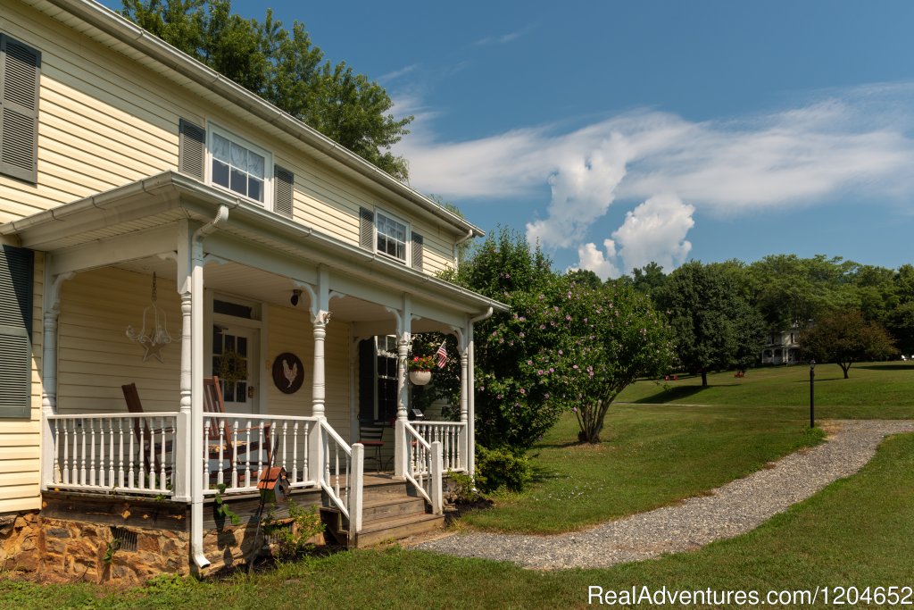 Orchard House Bed and Breakfast Farmhouse | Orchard House Bed & Breakfast | Image #4/4 | 