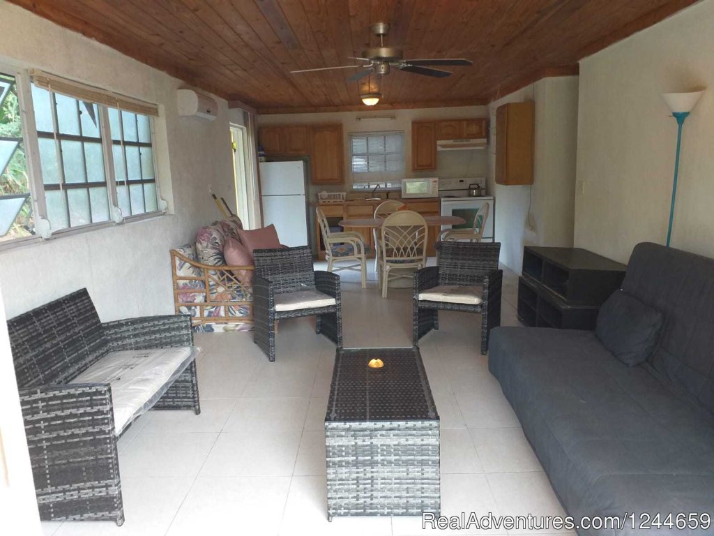Charming 2Bed/2Bath Cottage On Secluded Pink Sand | Image #3/13 | 