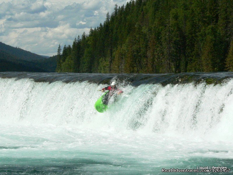 Learn to Kayak | Whitewater Rafting In Wells Gray Park, Bc | Image #6/6 | 
