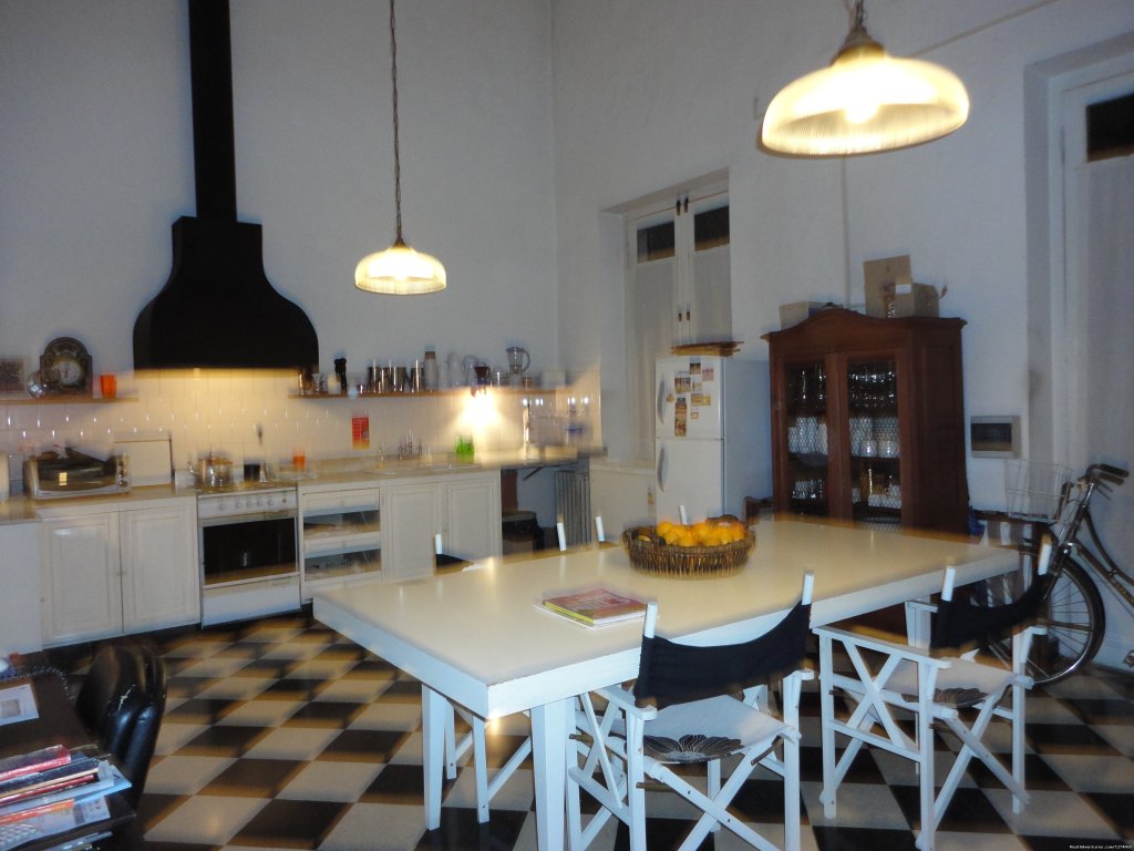 Lovely and large kitchen | Charming Home Buenos Aires | Image #4/26 | 