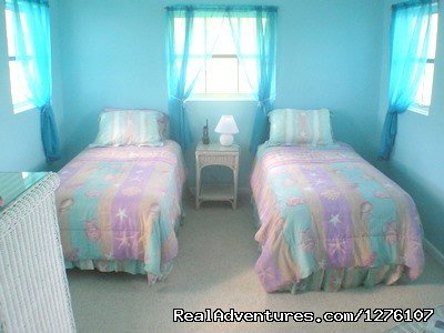 Twin Bedroom | South Sound Luxury Waterfront Villa Virgin Gorda | Image #4/14 | 