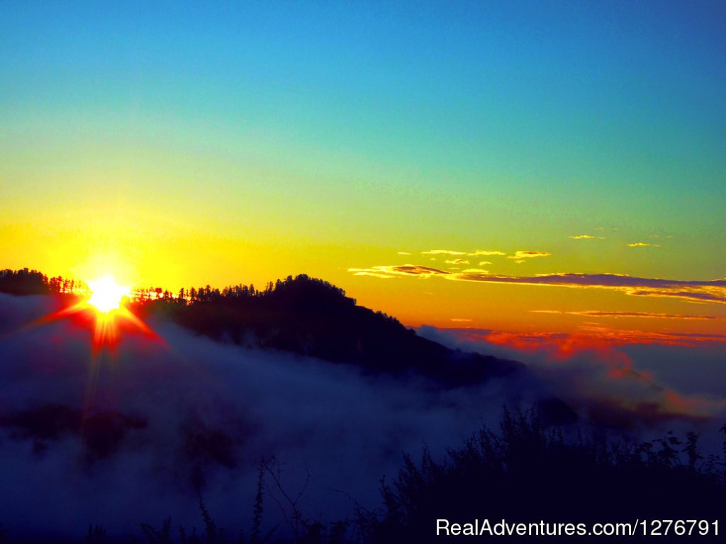 Sunrise from Poon hill | Poon Hill | Kathmandu,Nepal, Nepal | Hiking & Trekking | Image #1/4 | 