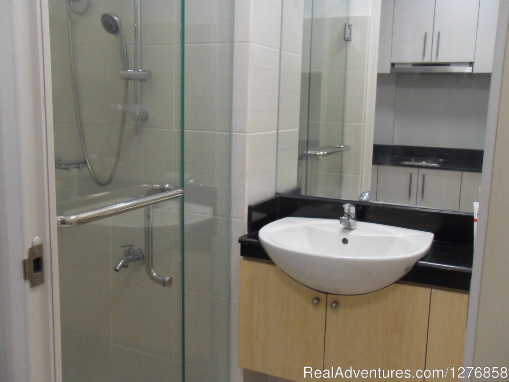 Hot and cold shower system | Sea Residences Condominium next to SM Mall of Asia | Image #10/19 | 