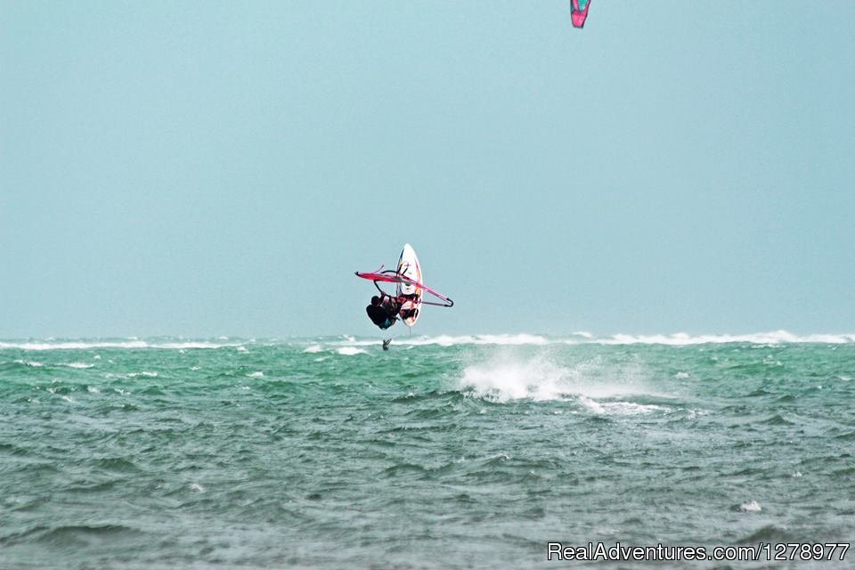 25-35 knots wind - Boracay, Philippines | Windsurfing in Asia - Reef Riders Philippines | Image #9/19 | 