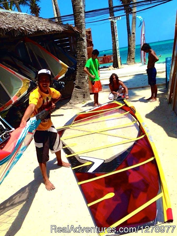 Rigging of 2014 Severne Sails | Windsurfing in Asia - Reef Riders Philippines | Image #3/19 | 