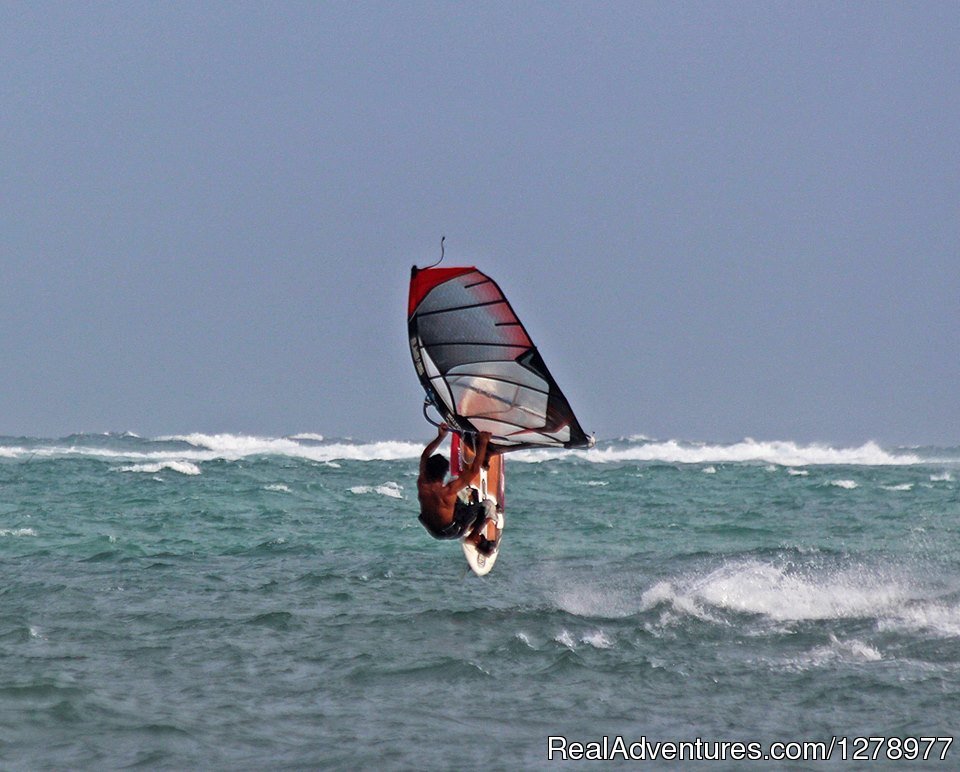 Dondon, Reef Riders' windsurfing instructor | Windsurfing in Asia - Reef Riders Philippines | Image #16/19 | 