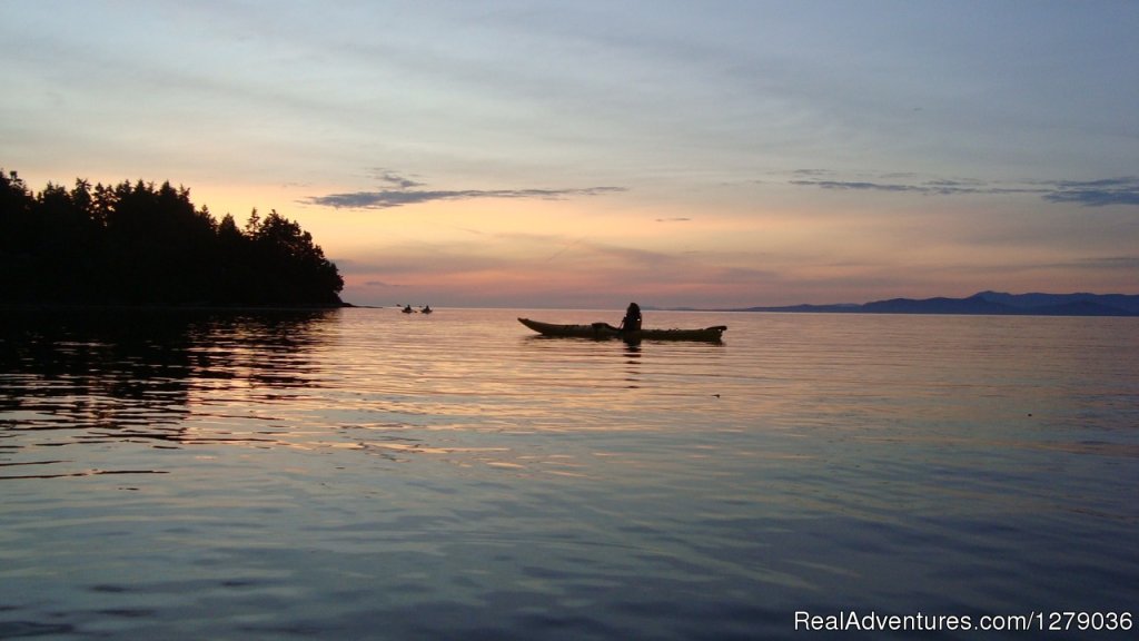 Adventuress Sea Kayaking | Image #3/5 | 