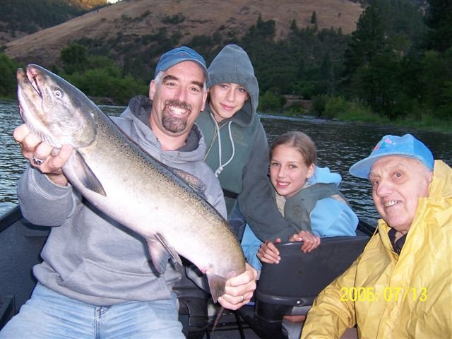 Klickitat River Steelhead | Fishing Guides Charters in Oregon | Image #4/8 | 