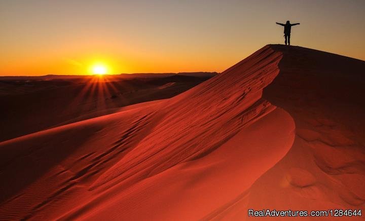 Sunset at the Sahara | The sound of the Sahara in Moroccco | Image #2/2 | 