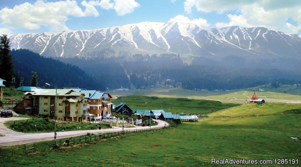 Kashmir Tour Packages at Kashmir Hills | Image #3/4 | 