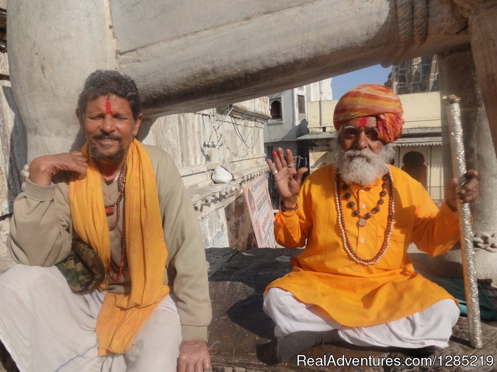 Indian saint people. | Motorcycle Monks | Image #13/25 | 