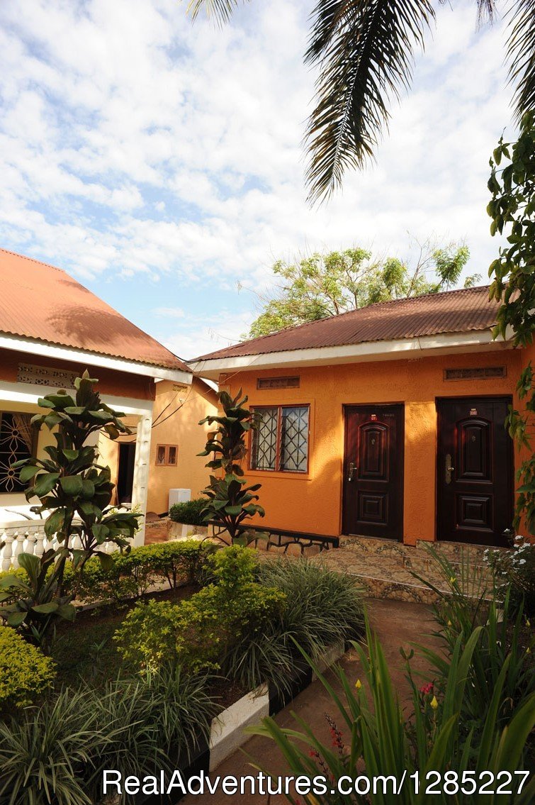 best budget accomodation in Entebbe Uganda | Image #11/23 | 