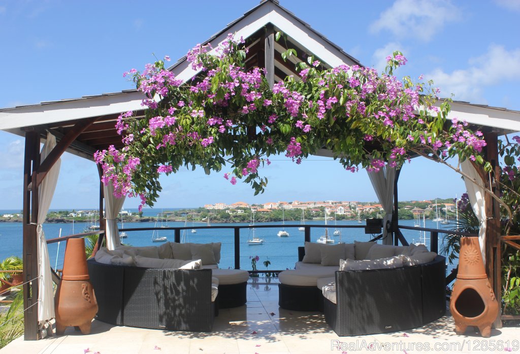 The Main Tiki | GrenadaBnB - Luxury Waterfront Villa | Image #3/13 | 