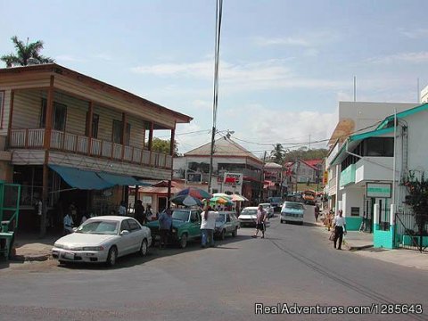 Down Town San Ignacio, Main Street