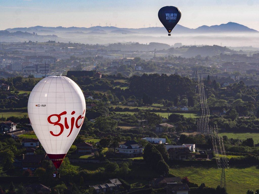 Hot air balloon rides in Asturias - Spain | Image #4/4 | 