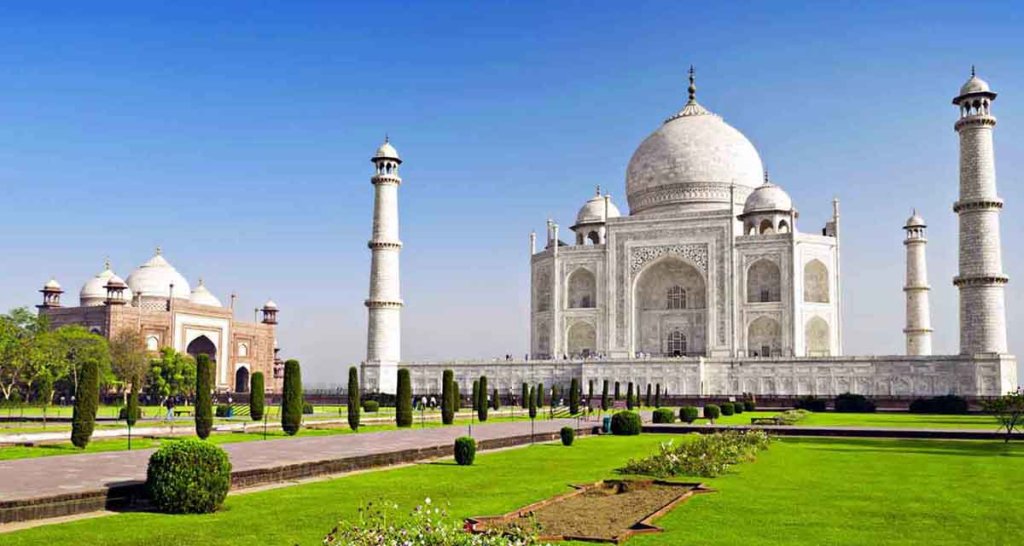 Taj Mahal, Agra | 3 Night Itinerary For India's Golden Triangle Tour | Image #2/3 | 