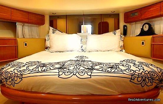 VIP Cabin | Romantic Weekend Getaway aboard a Luxury Yacht | Image #8/8 | 