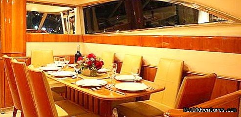 Dining Room | Romantic Weekend Getaway aboard a Luxury Yacht | Image #6/8 | 