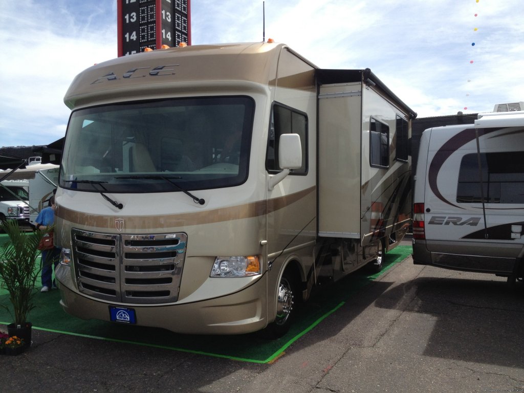 Privately Owned 2013 Thor Ace 30 Class A Rv Fremont